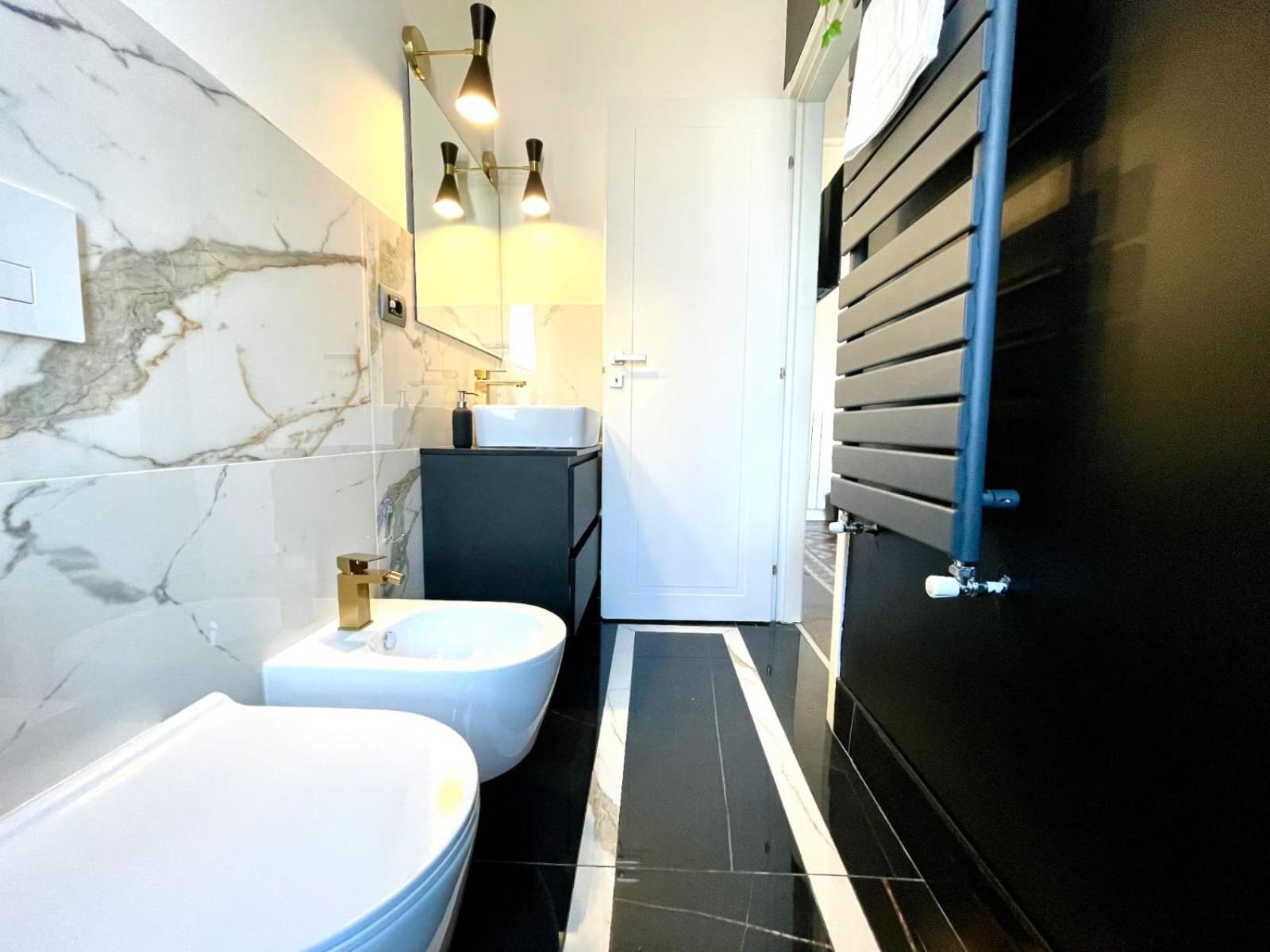 Charming Rooms Loreto 8 Milan Luaran gambar